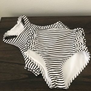 XS Hollister high rise bikini